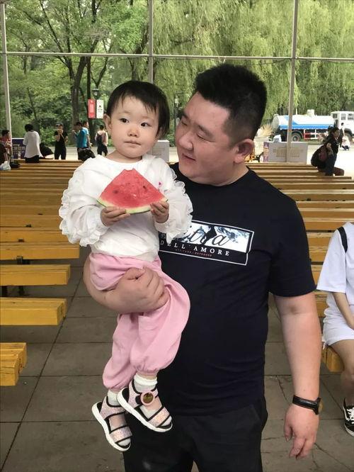 网红打麻将吃瓜的是谁啊,揭秘打麻将吃瓜背后的热门人物 第3张 网红打麻将吃瓜的是谁啊,揭秘打麻将吃瓜背后的热门人物 第3张